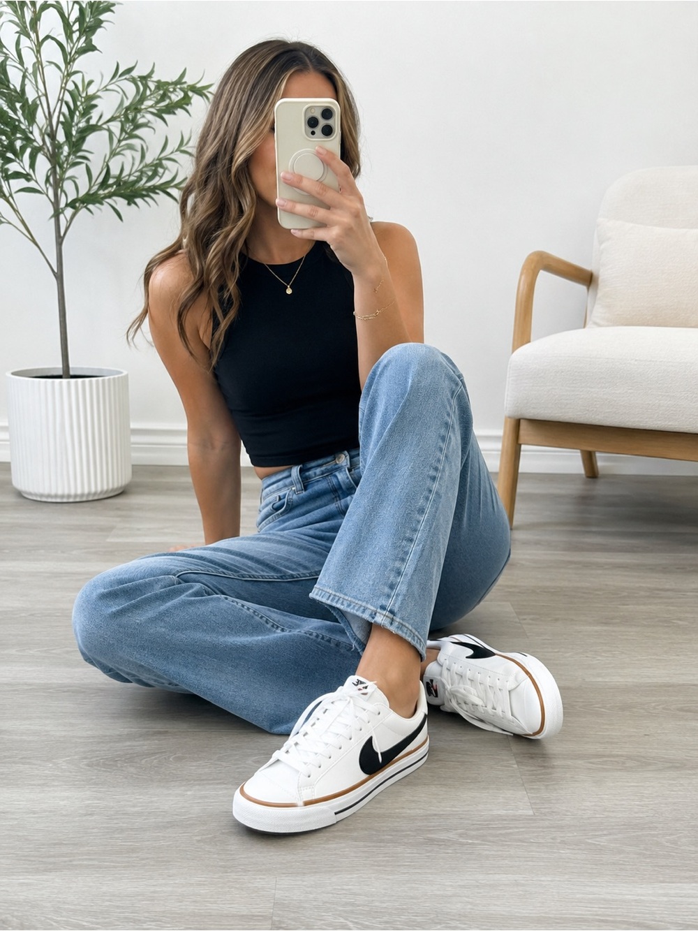 Nike Court Legacy Low White Black Gum Sneakers Youth 5.5Y / Women’s 7